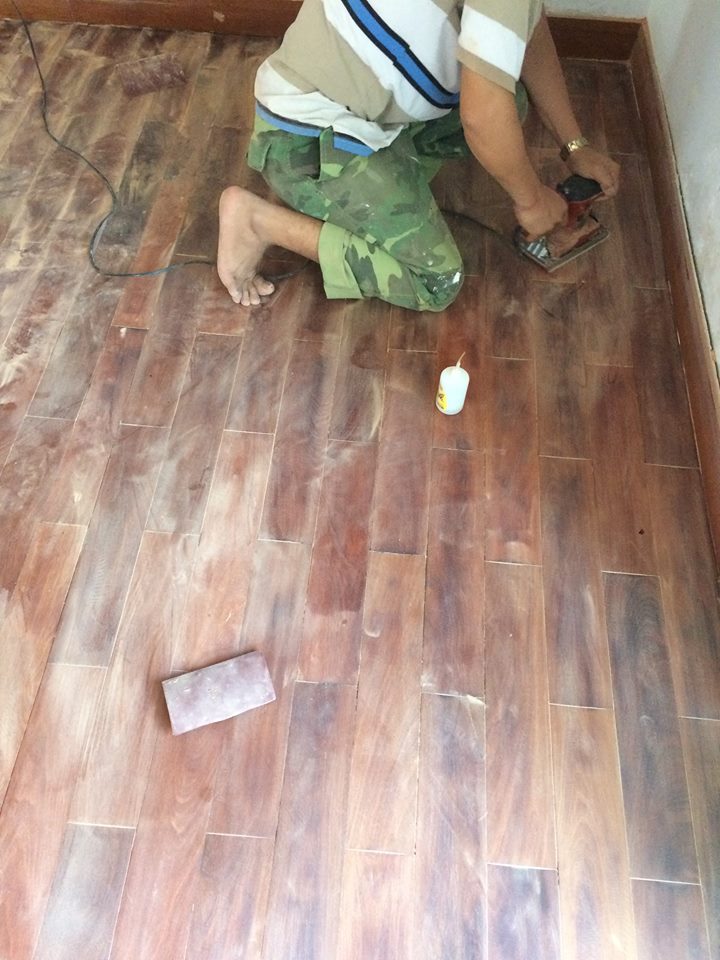sơn sàn gỗ tại nhà tphcm